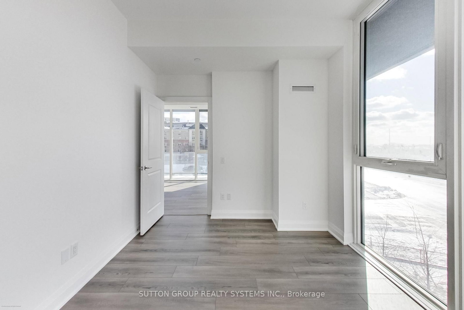 10 Gatineau Drive, Unit 204 - Photo 17