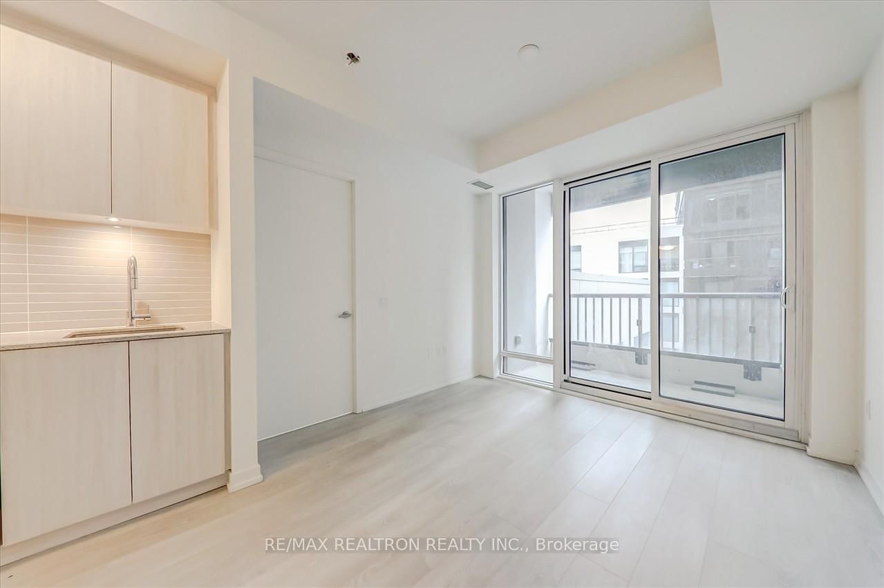 8868 Yonge Street, Unit 522E - Photo 12