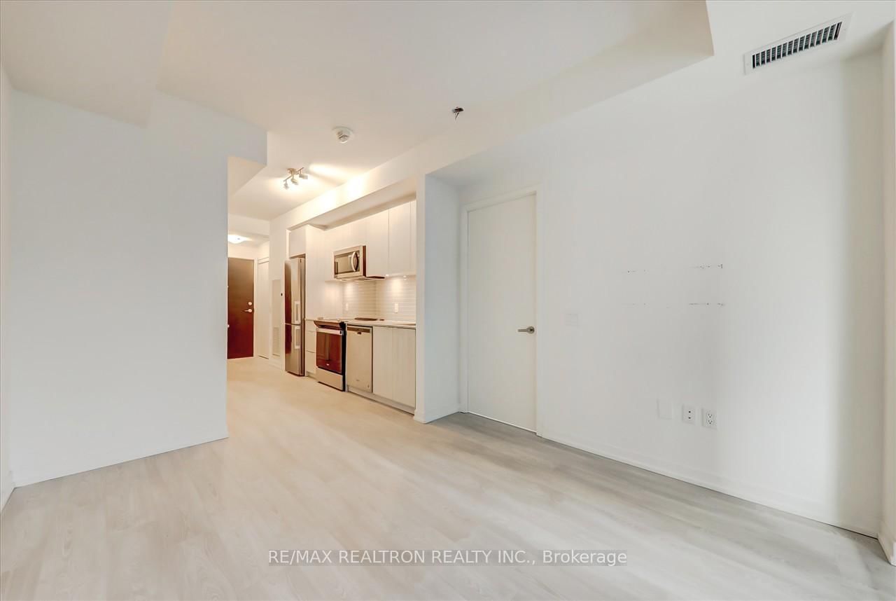 8868 Yonge Street, Unit 522E - Photo 16