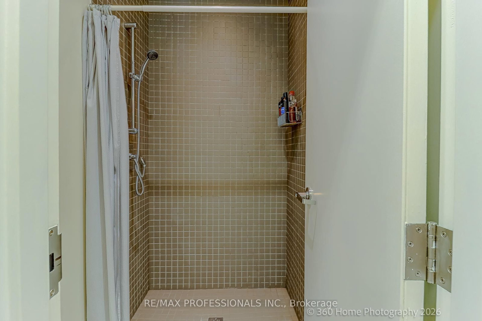 125 Hawkview Boulevard, Unit 8/9 - Photo 14