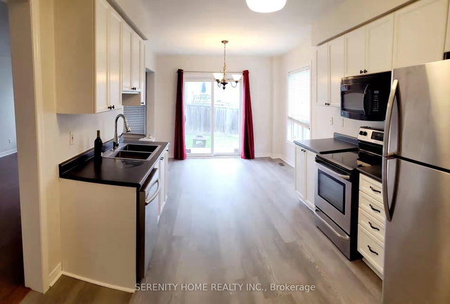 70 Reddenhurst Crescent