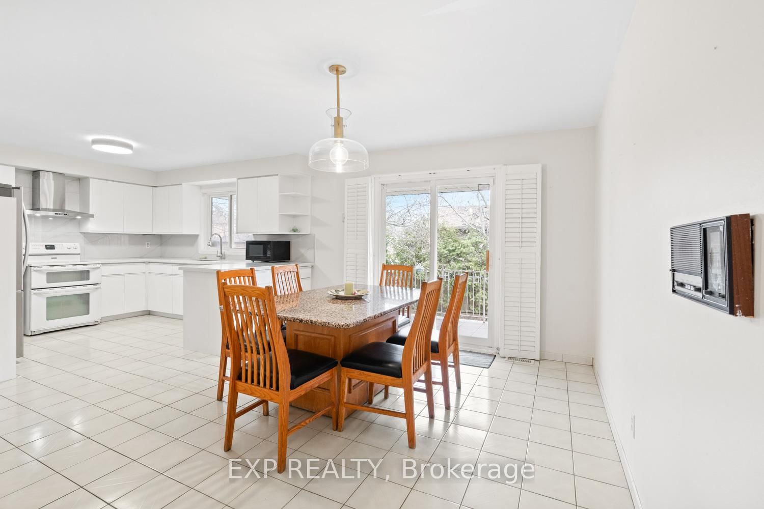 61 Dundee Crescent, Unit Main - Photo 7