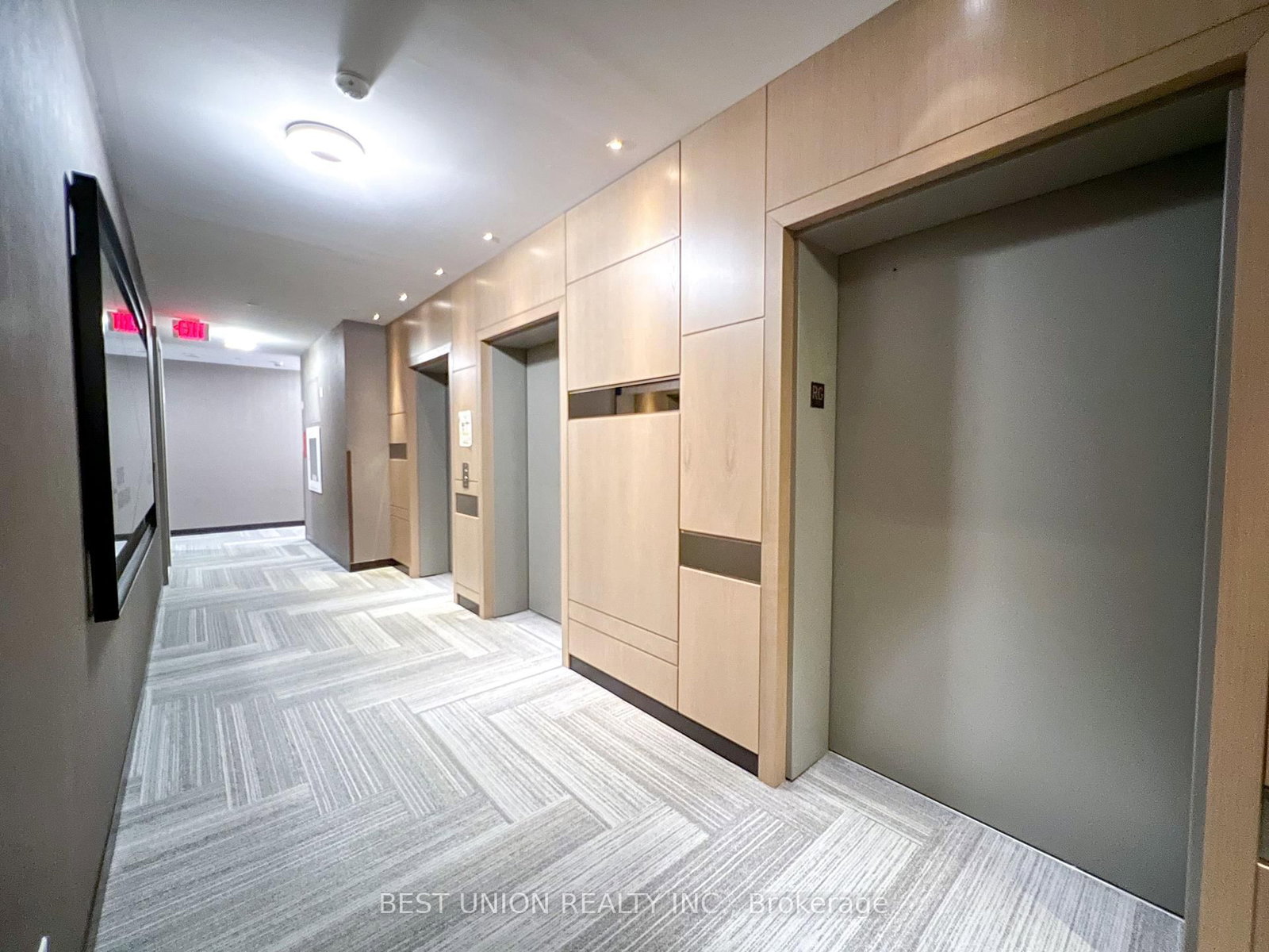 18 Uptown Drive, Unit RG08 - Photo 3