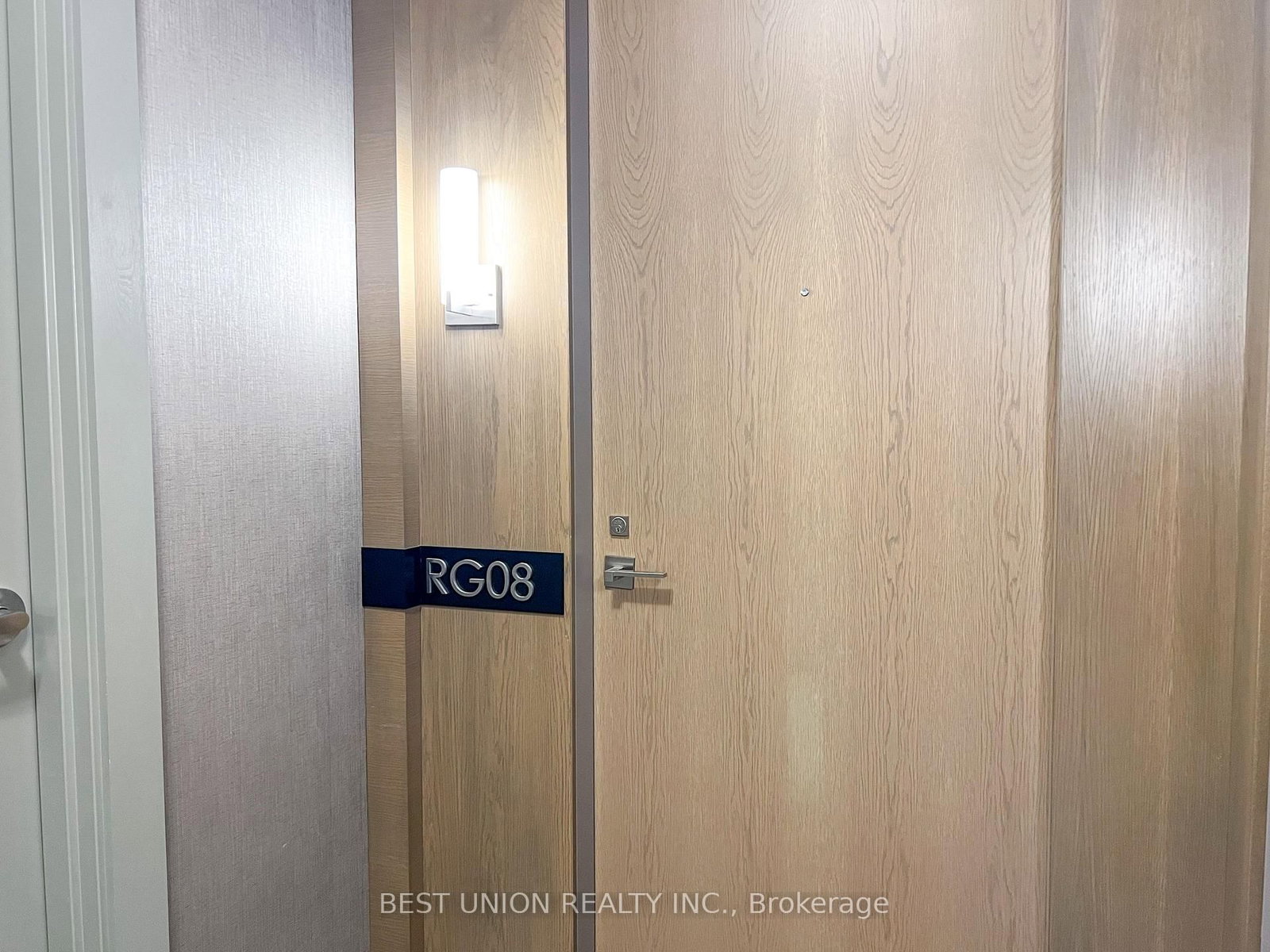 18 Uptown Drive, Unit RG08 - Photo 6