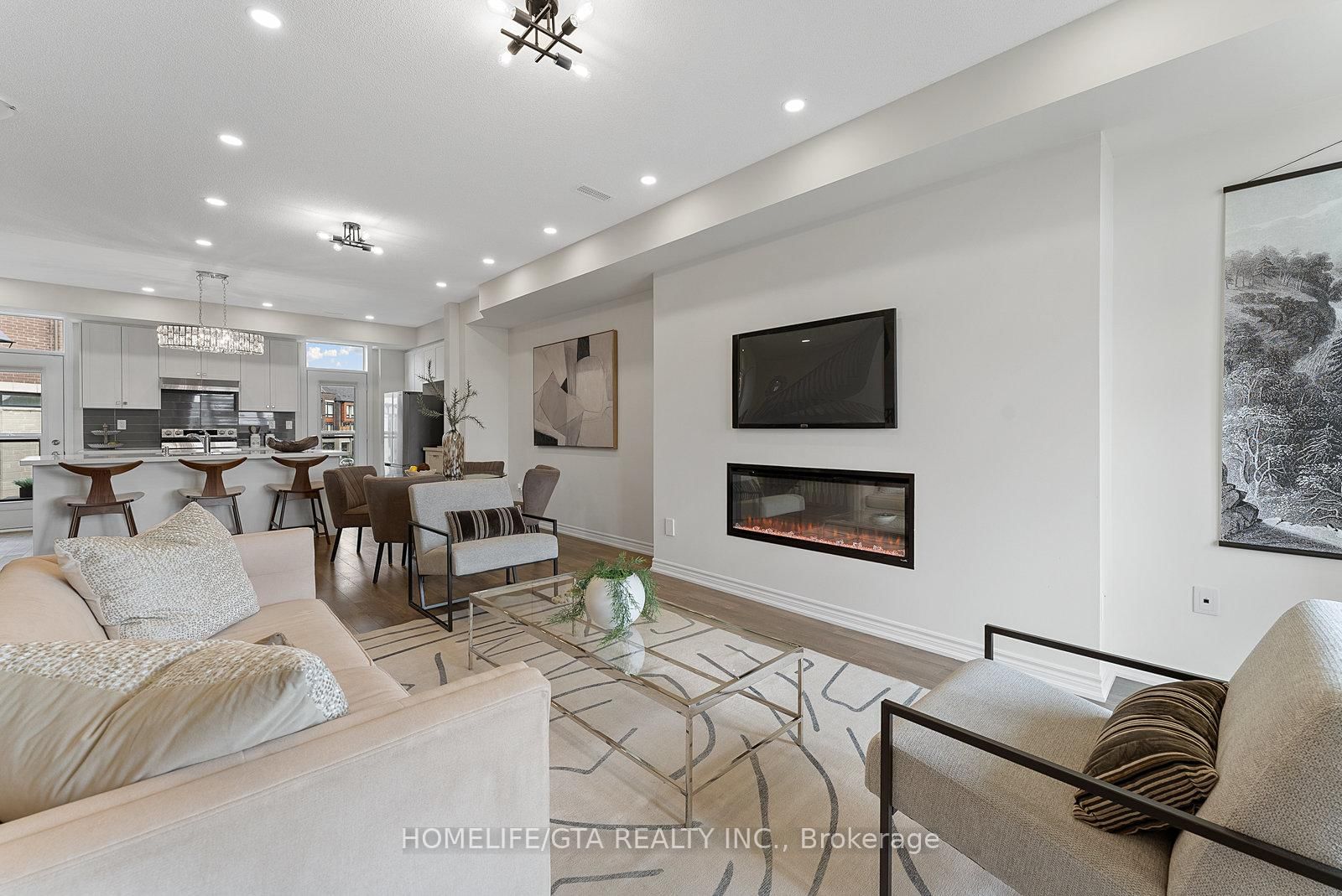 7 Holyrood Crescent - Photo 13