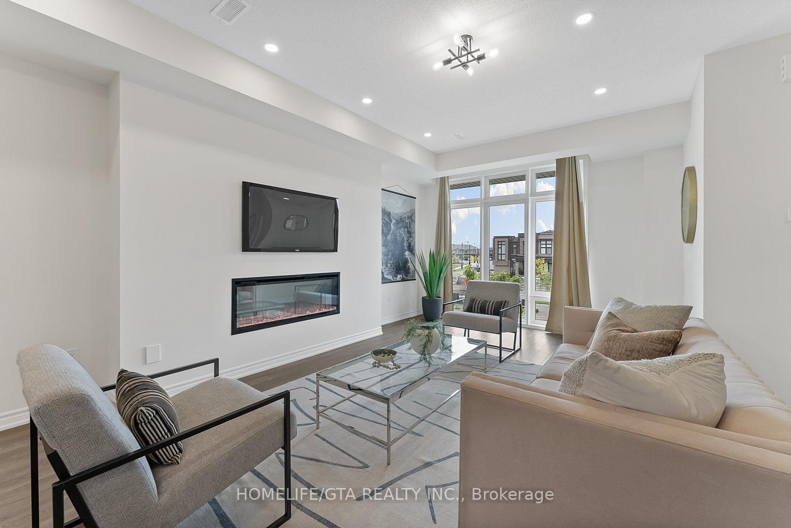 7 Holyrood Crescent - Photo 15