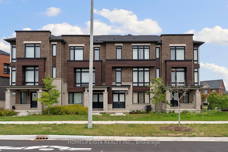 7 Holyrood Cres, Vaughan, L4H 5G2 | Image 2