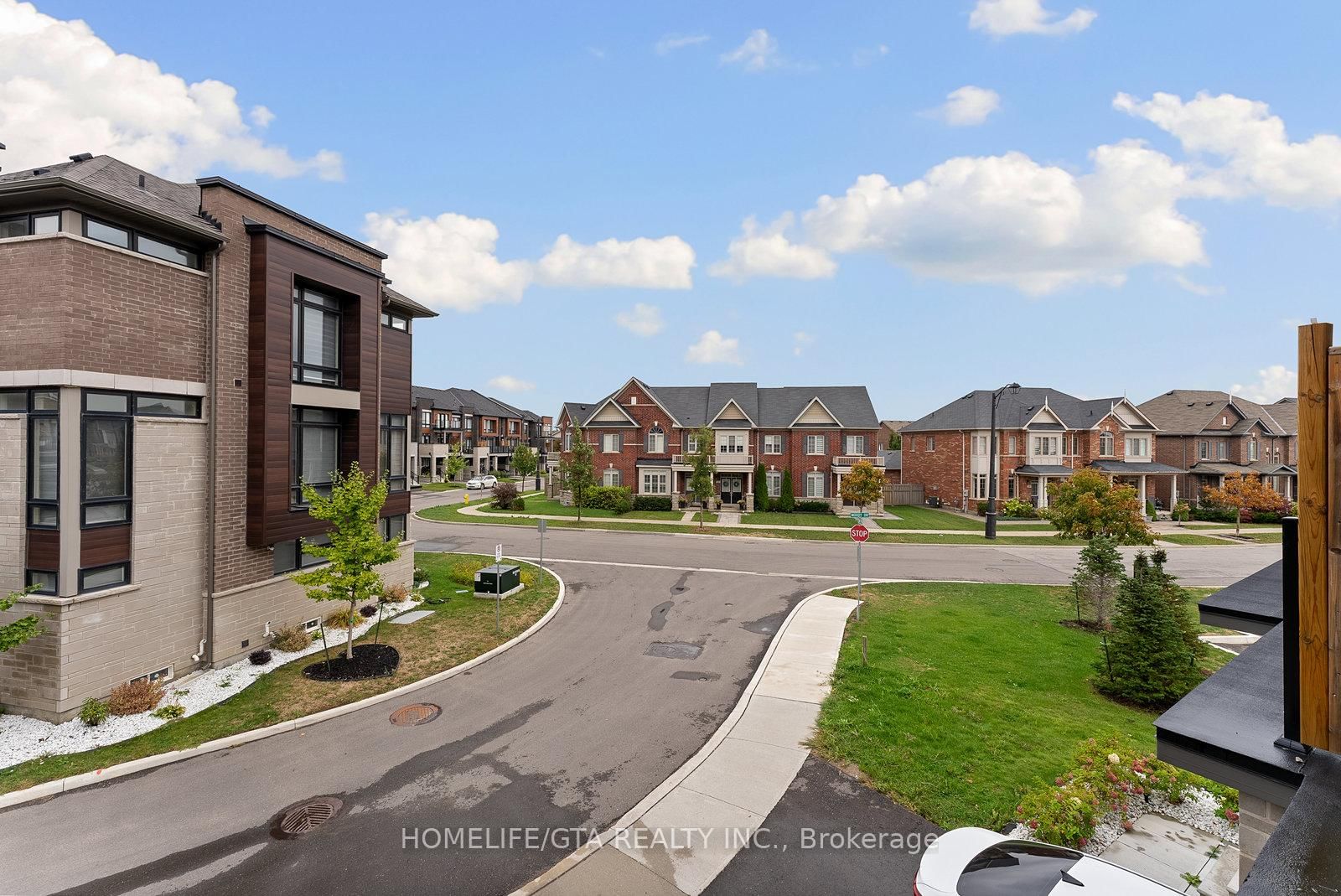 7 Holyrood Crescent - Photo 31