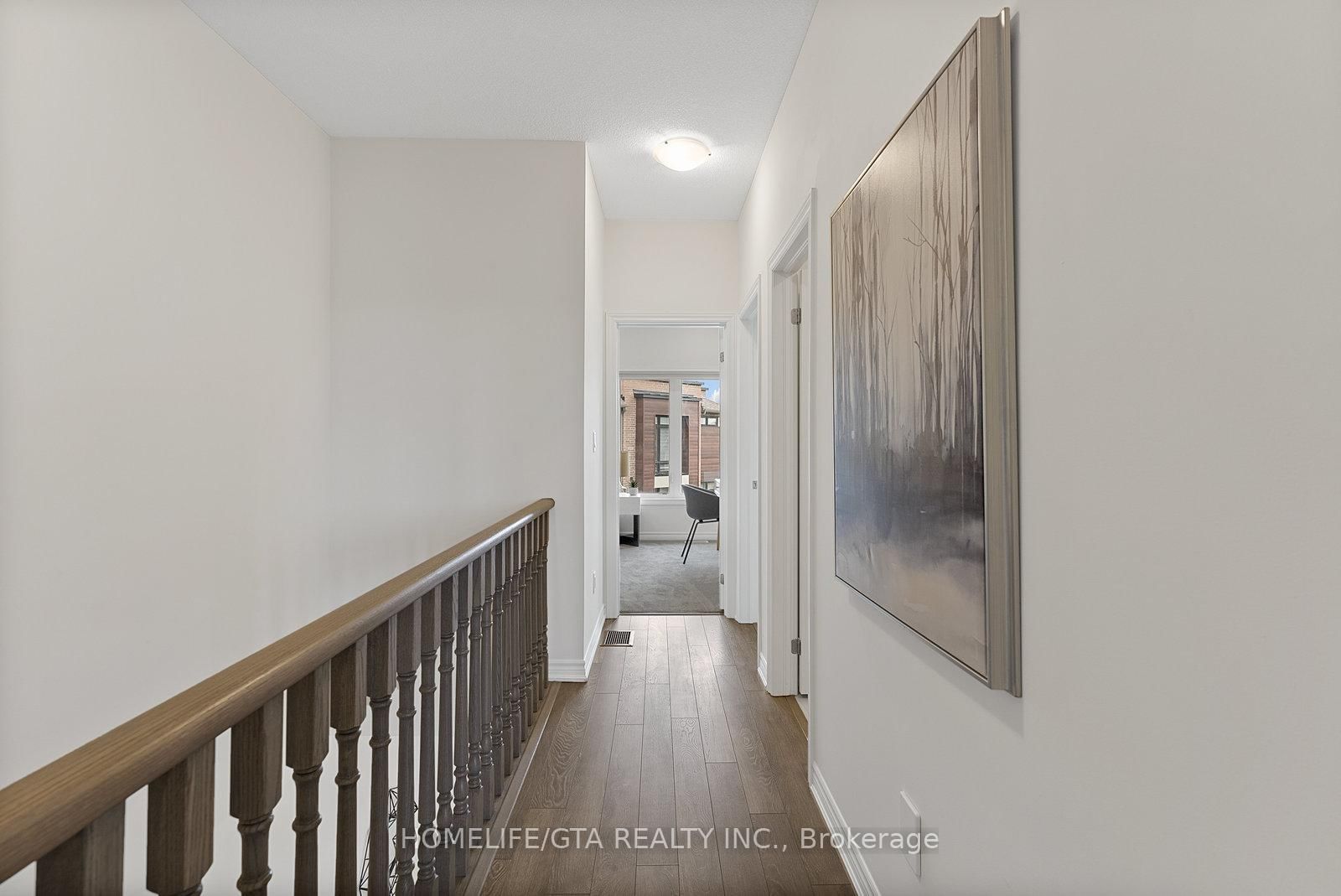 7 Holyrood Crescent - Photo 33