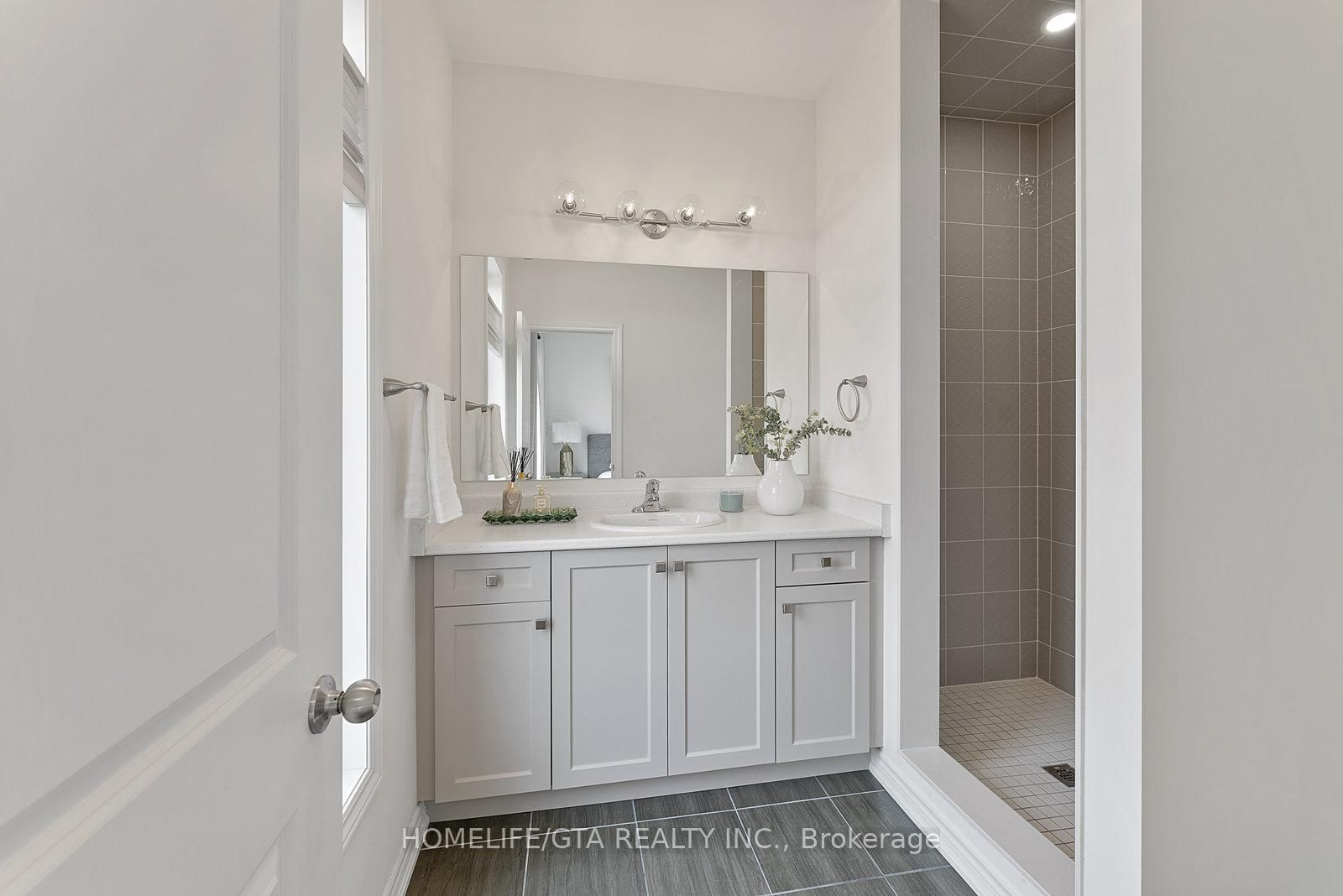 7 Holyrood Crescent - Photo 39