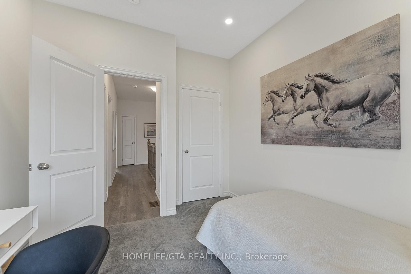 7 Holyrood Crescent - Photo 45