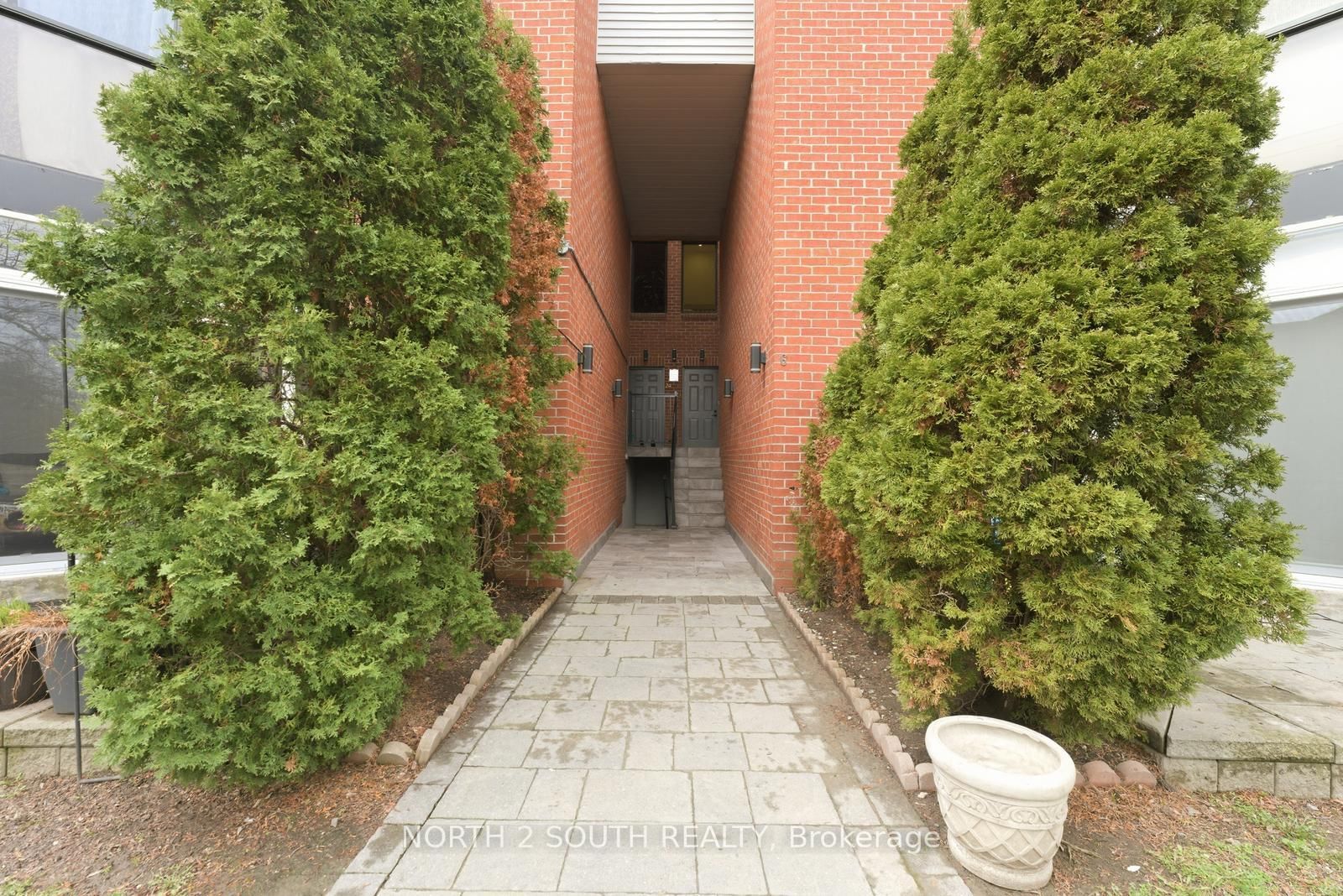 100 Arbors Lane, Unit TH 23 - Photo 6