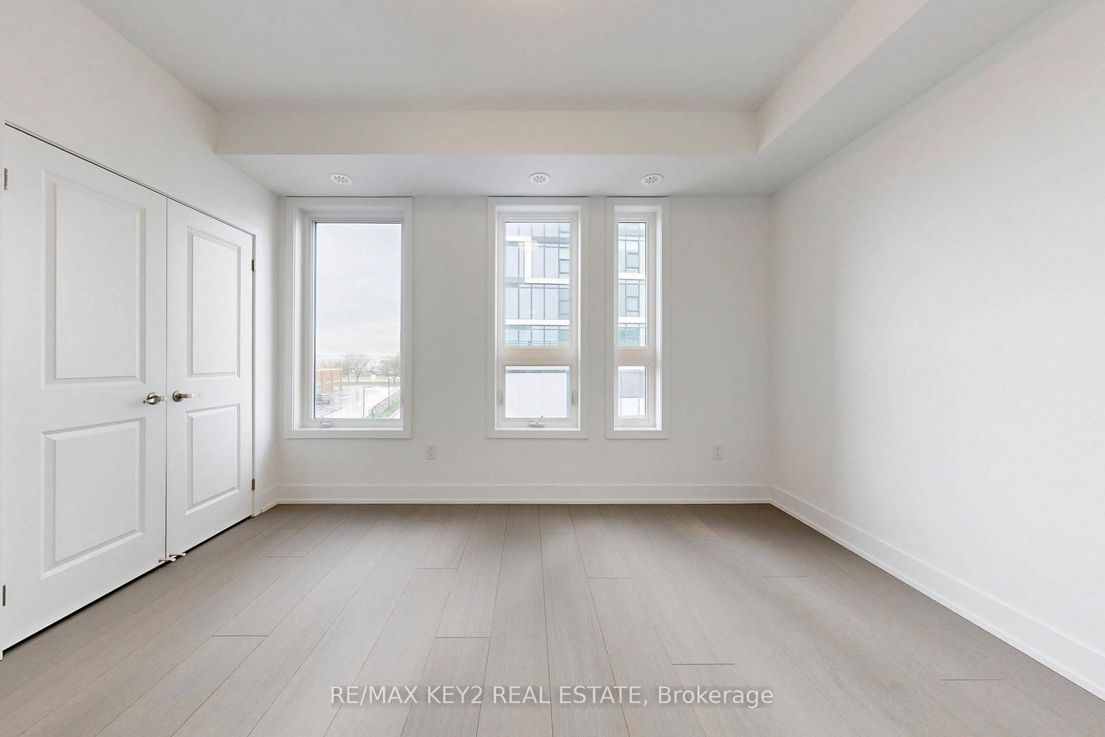 166 Anderson Avenue, Unit TH1 - Photo 32