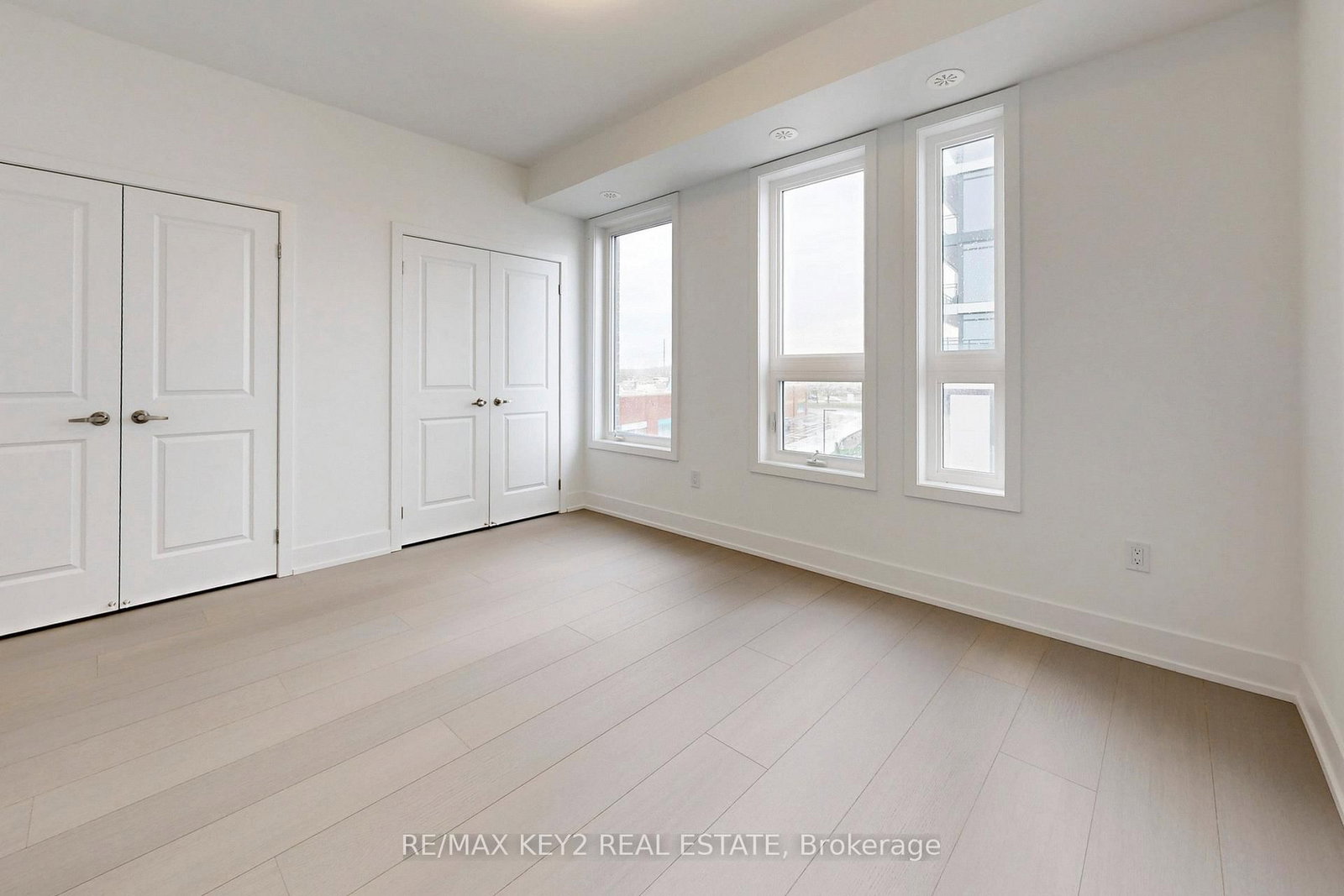166 Anderson Avenue, Unit TH1 - Photo 33