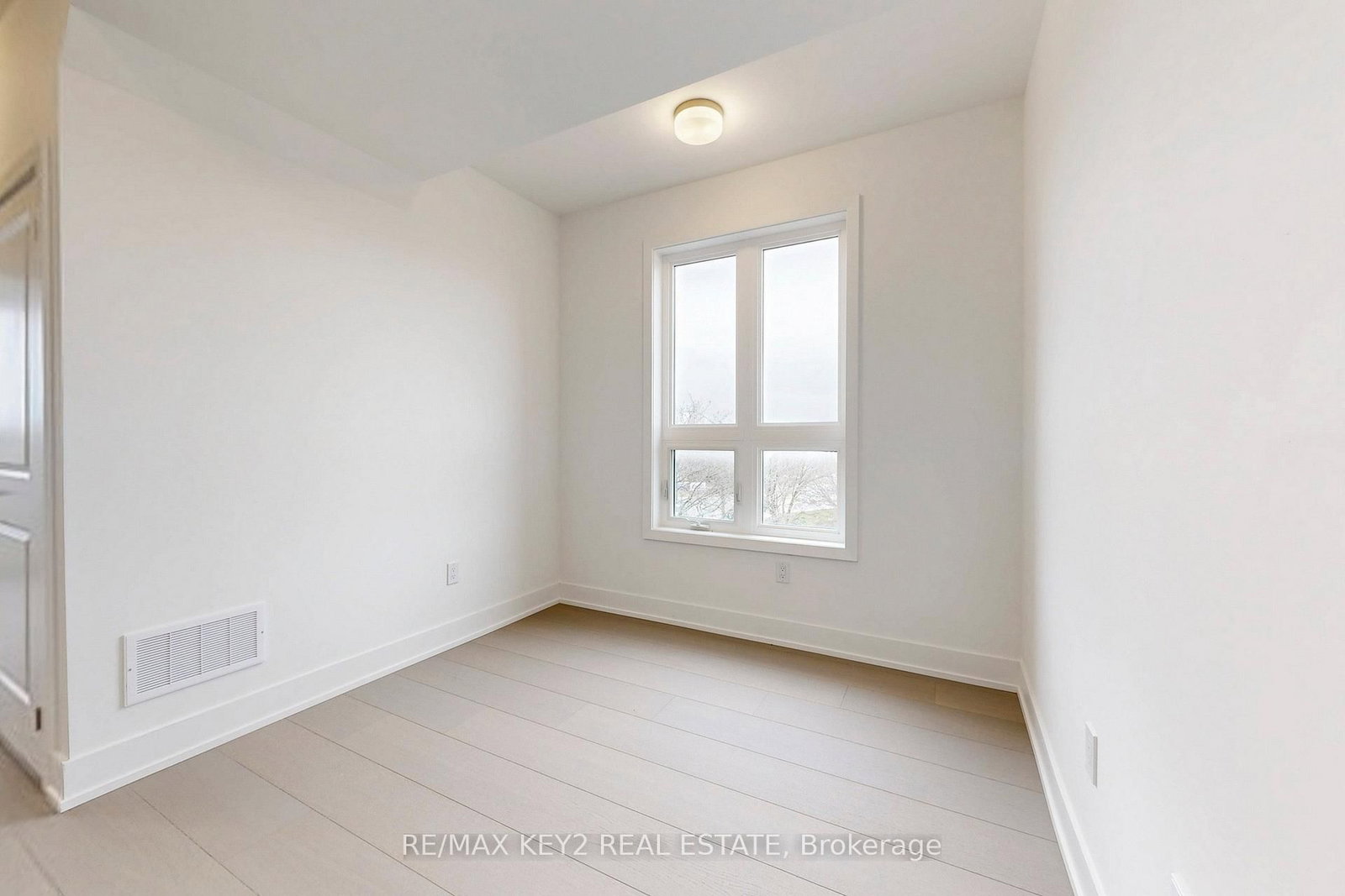 166 Anderson Avenue, Unit TH1 - Photo 45