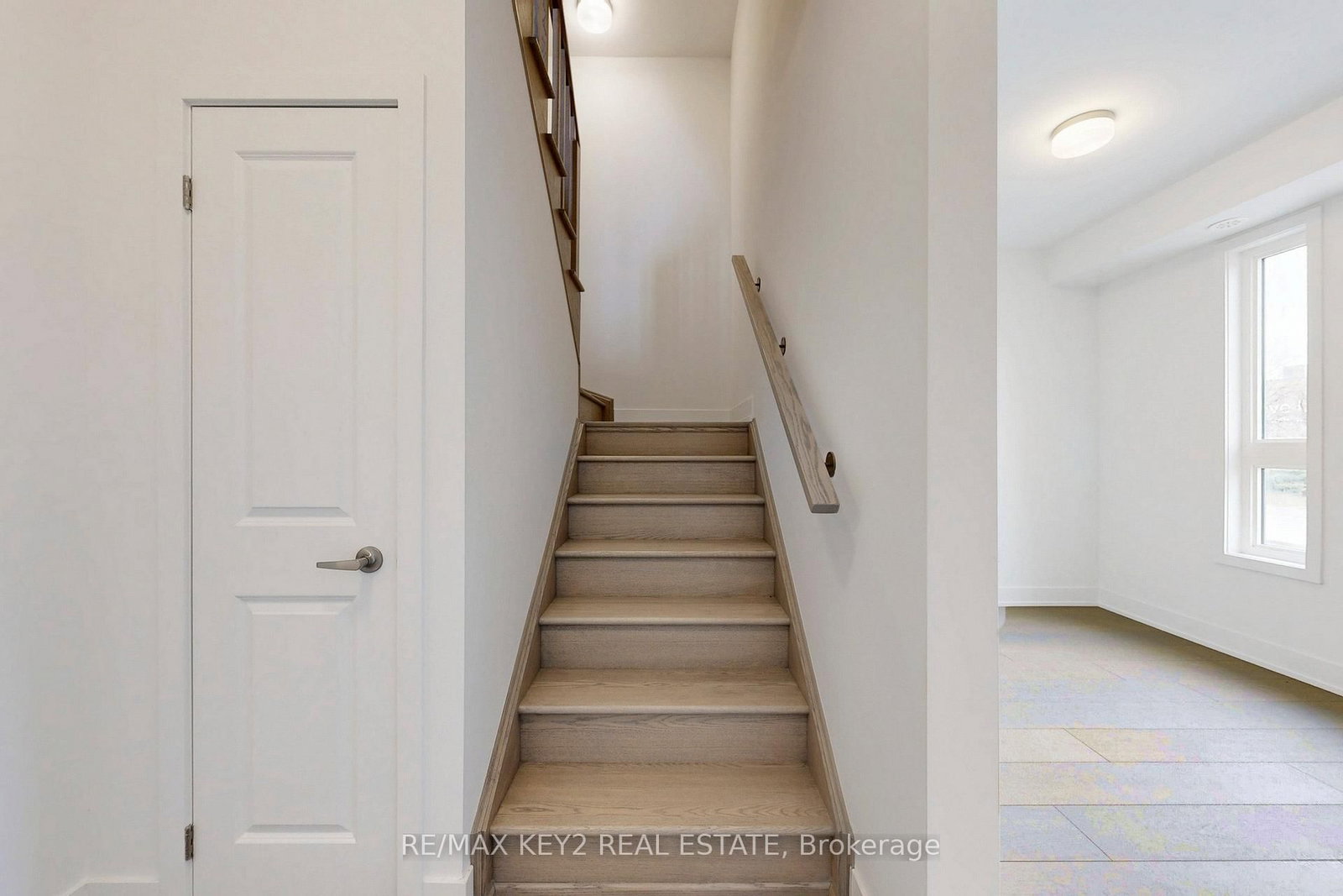 166 Anderson Avenue, Unit TH1 - Photo 5