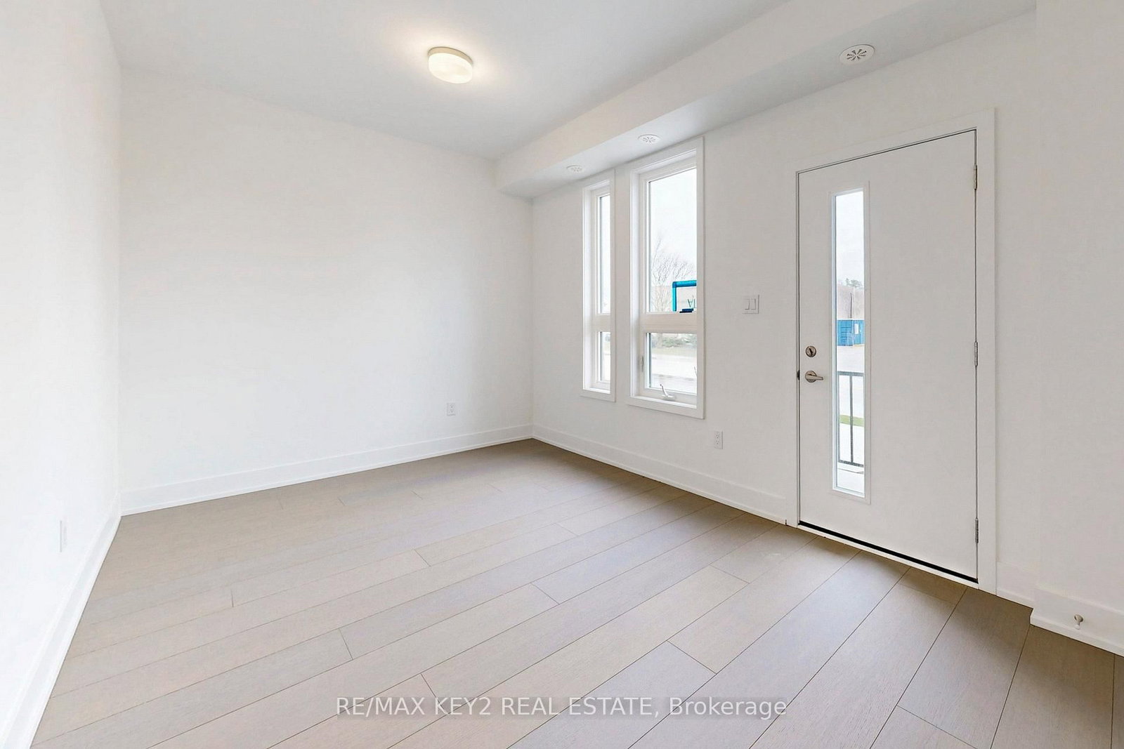 166 Anderson Avenue, Unit TH1 - Photo 9