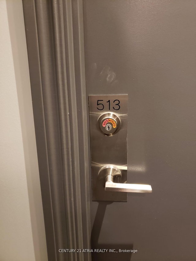 513 - 11611 Yonge Street