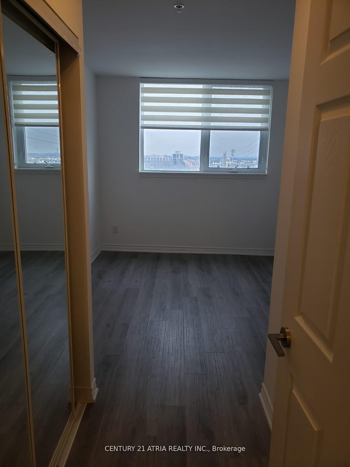 11611 Yonge Street, Unit 513 - Photo 4