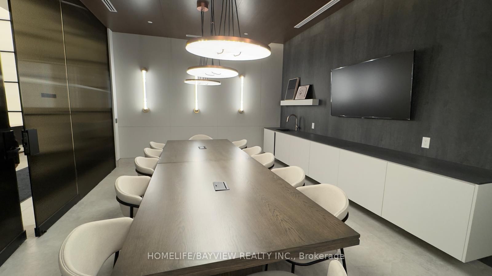 8888 Yonge Street E, Unit 204 - Photo 8