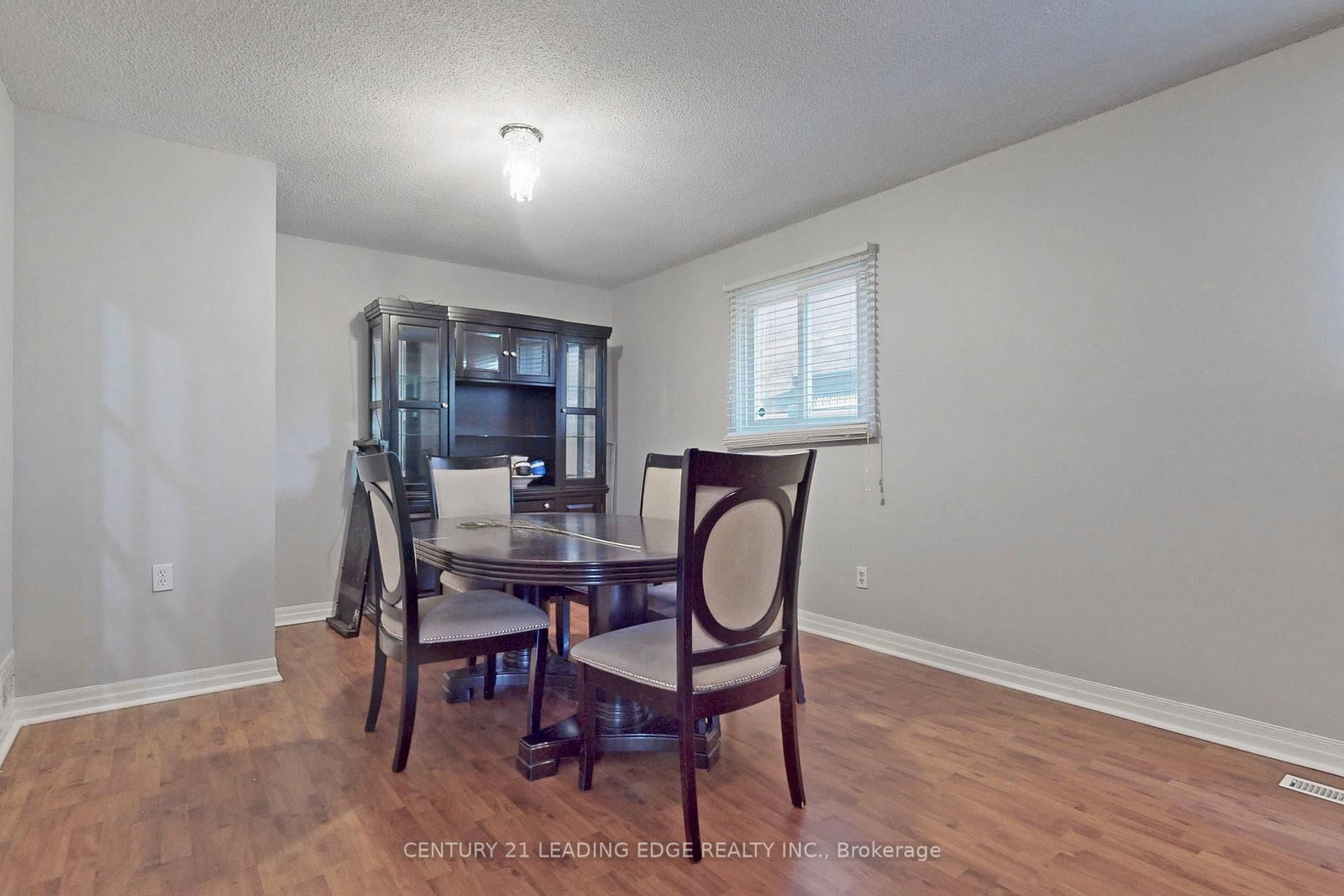 91 Ketchum Crescent - Photo 6
