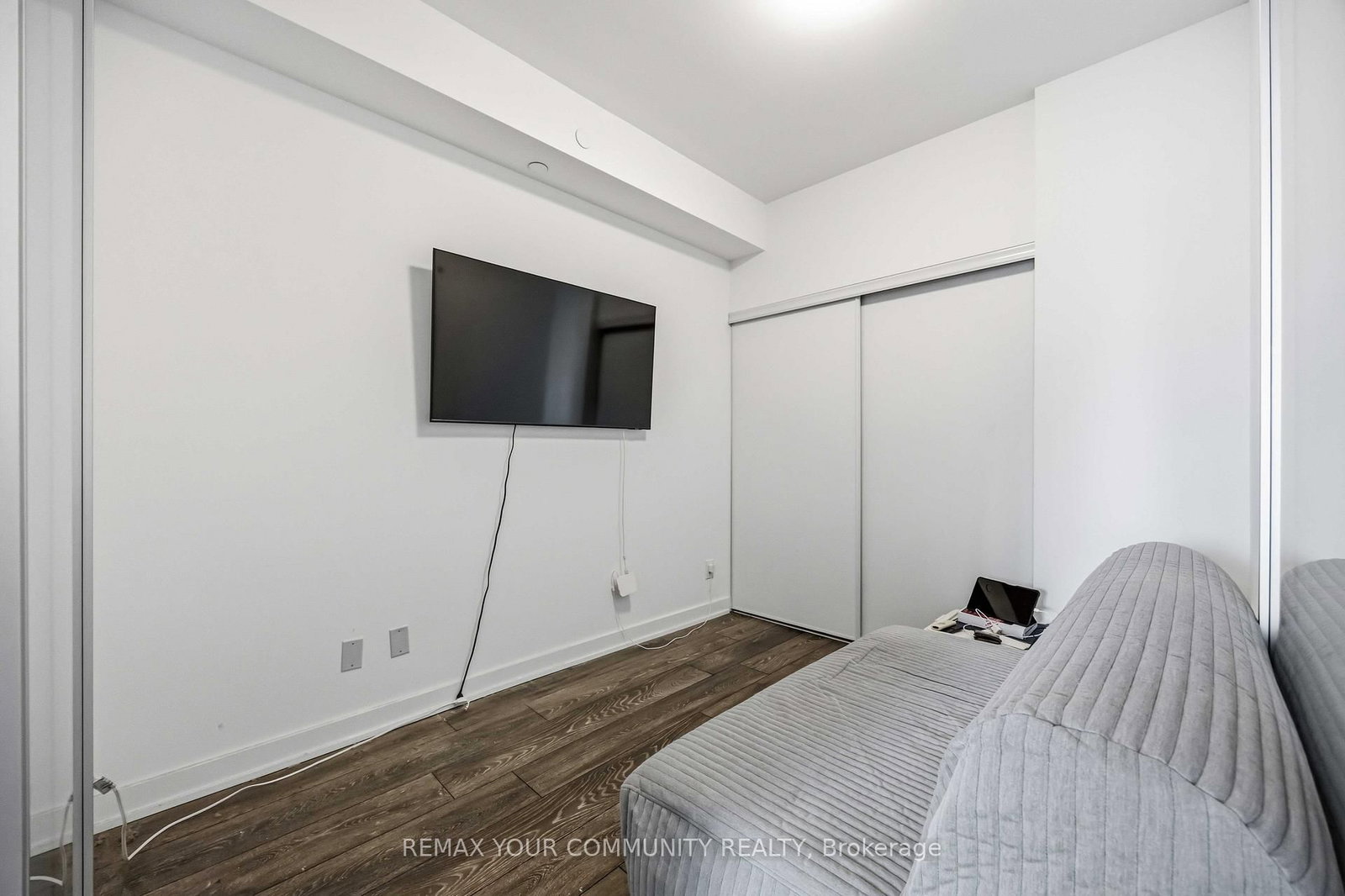 8888 Yonge Street, Unit 202 - Photo 20