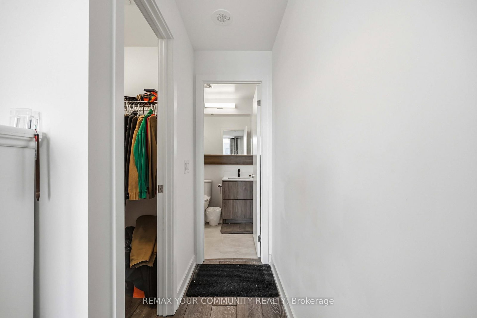 8888 Yonge Street, Unit 202 - Photo 25