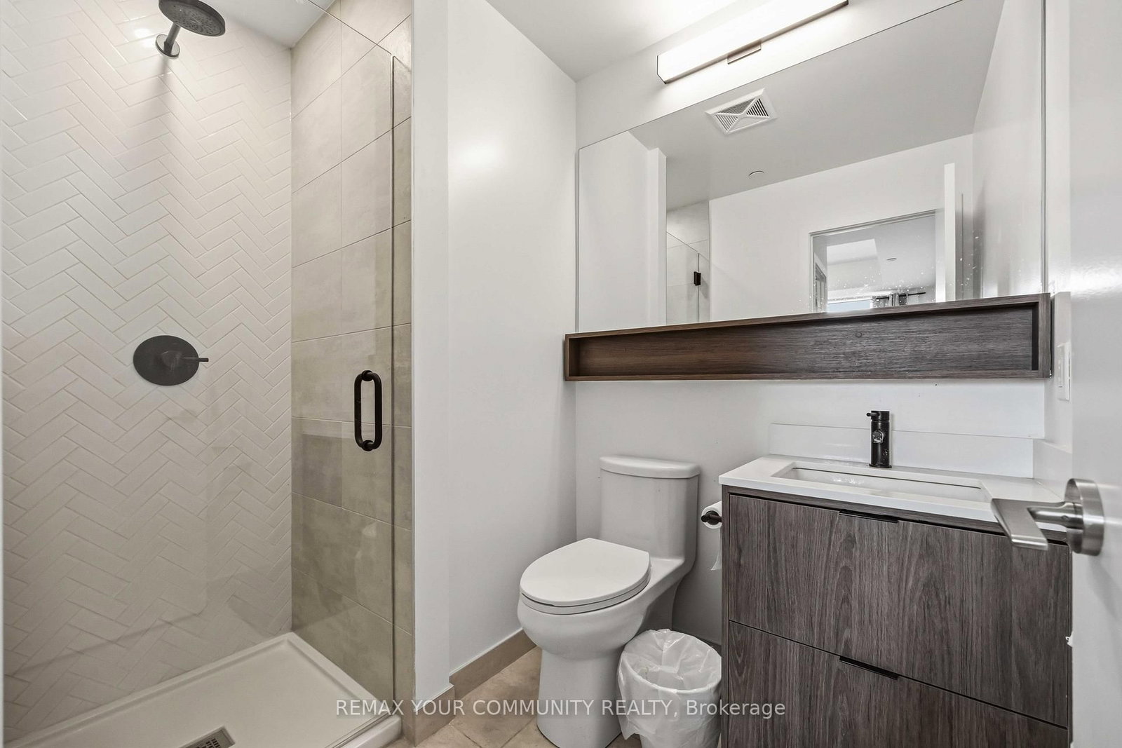 8888 Yonge Street, Unit 202 - Photo 26