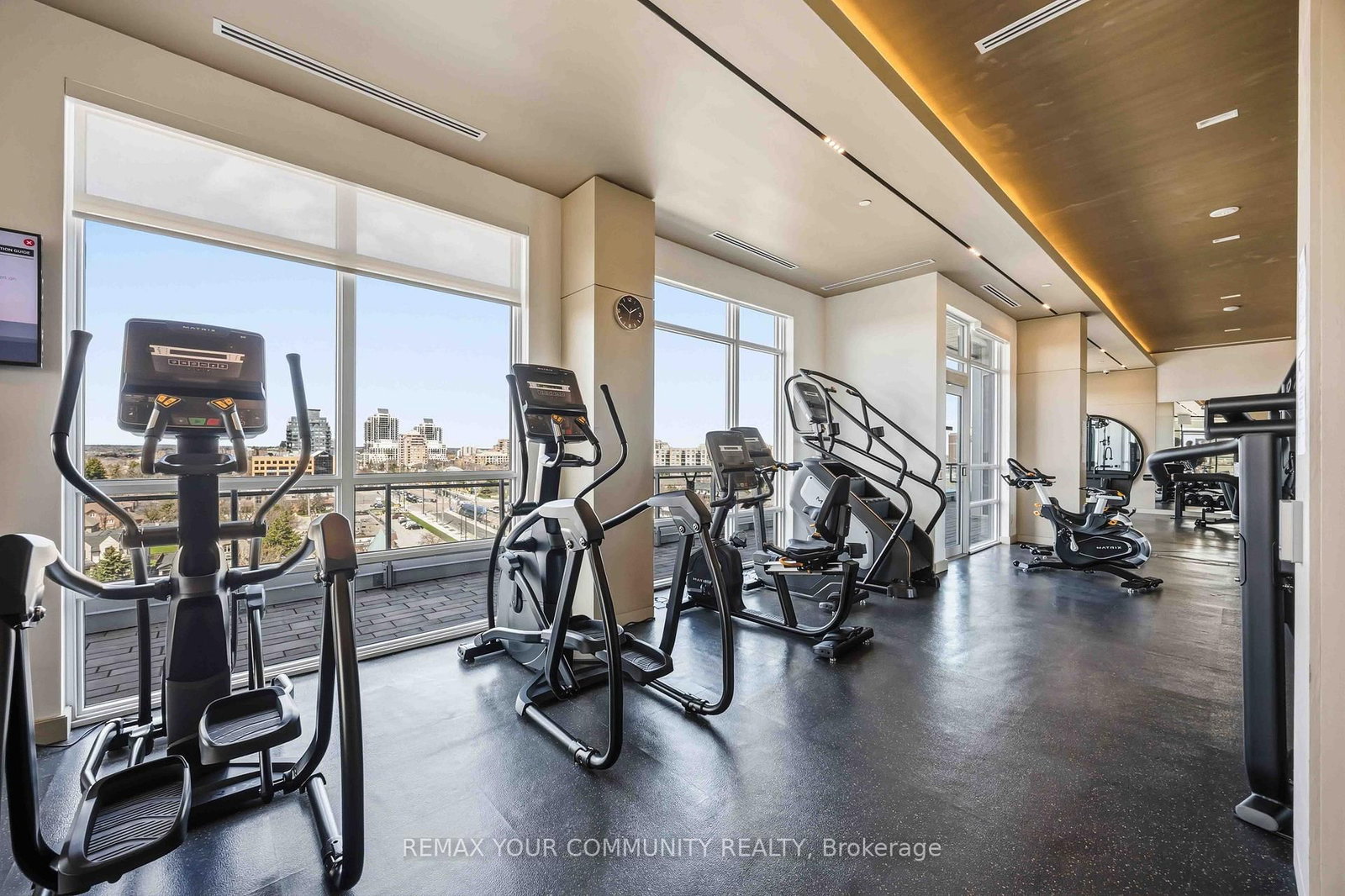 8888 Yonge Street, Unit 202 - Photo 30