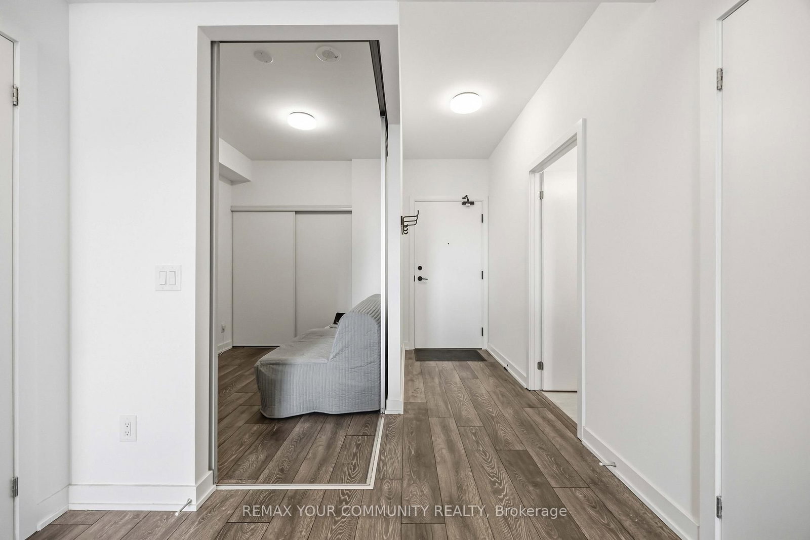 8888 Yonge Street, Unit 202 - Photo 7