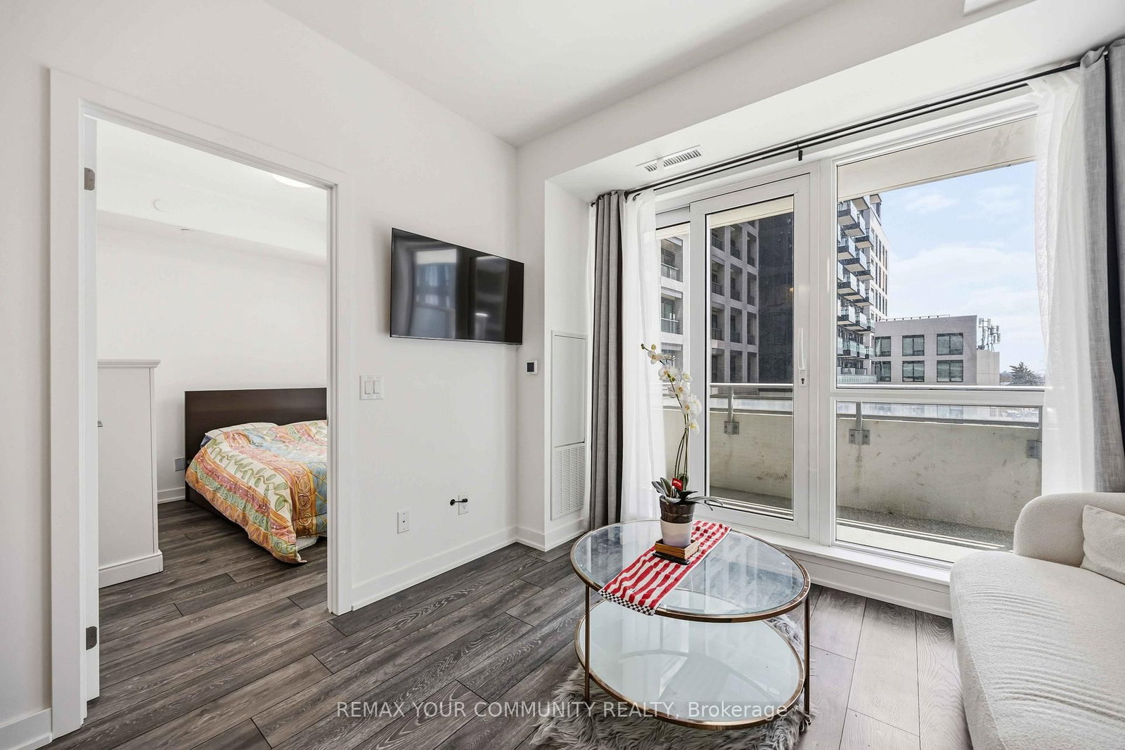 8888 Yonge Street, Unit 202 - Photo 9