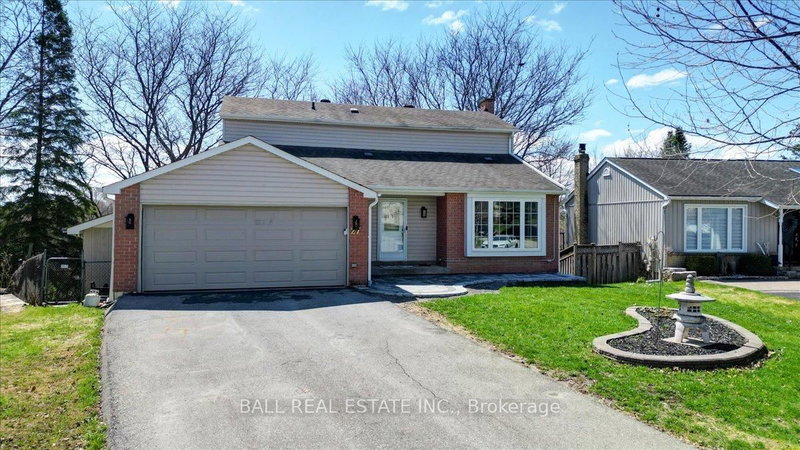 27 Blackstone Crt, East Gwillimbury, L9N 1C2 | Image 2