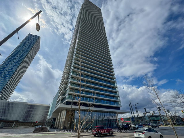 4311 - 950 Portage Parkway