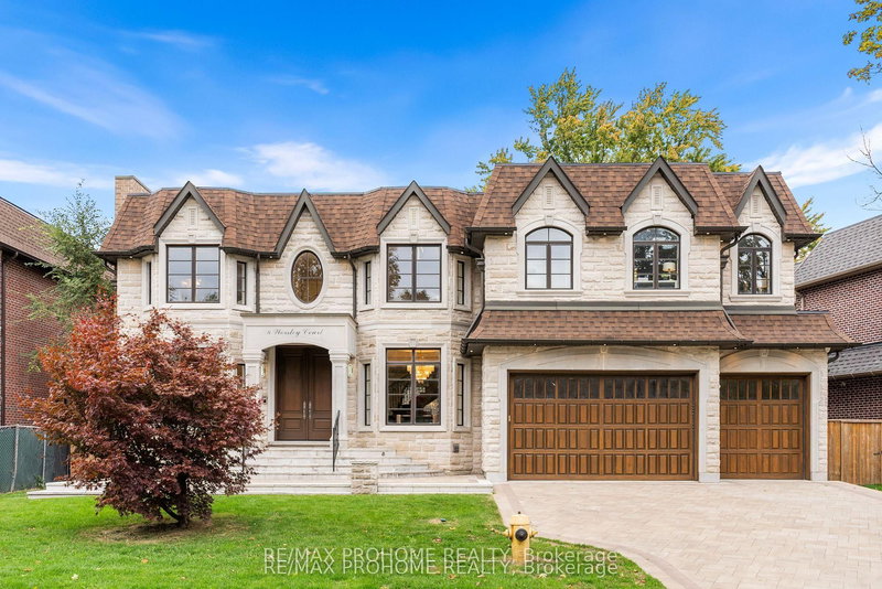 8 Worsley Crt, Markham, L3R 1V4 | Image 3