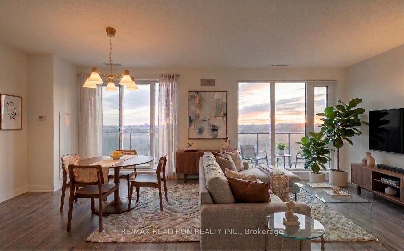 9618 Yonge Street, Unit Lph8 - Photo 4