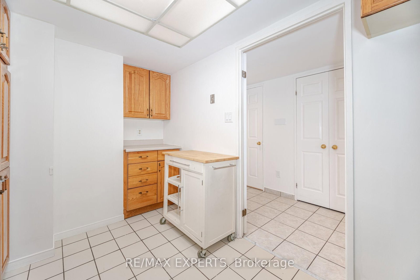 100 Arbors Lane, Unit 305 - Photo 11