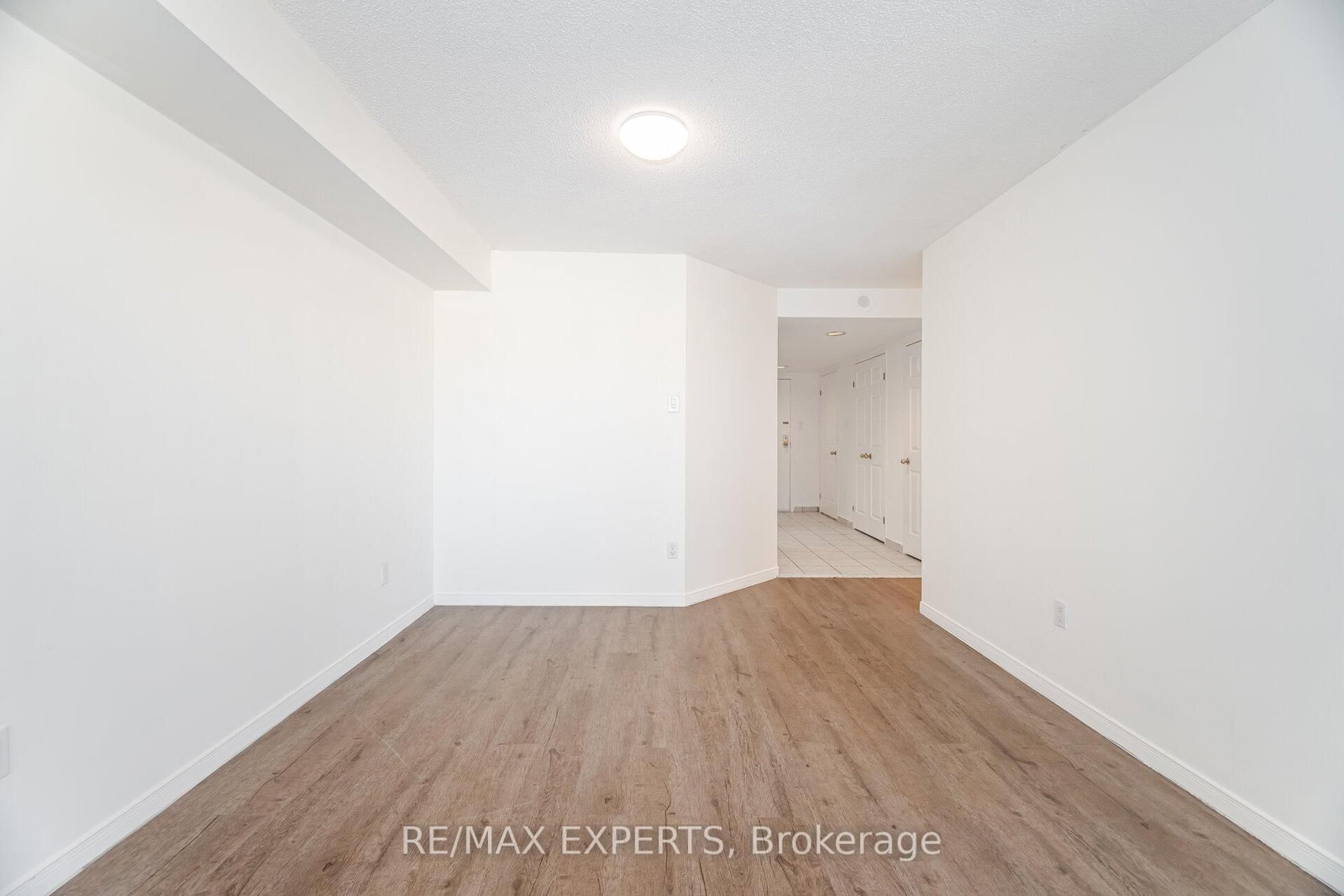 100 Arbors Lane, Unit 305 - Photo 13