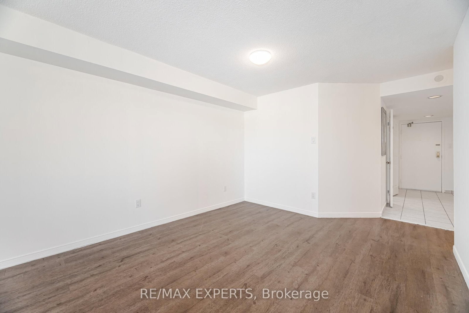 100 Arbors Lane, Unit 305 - Photo 14