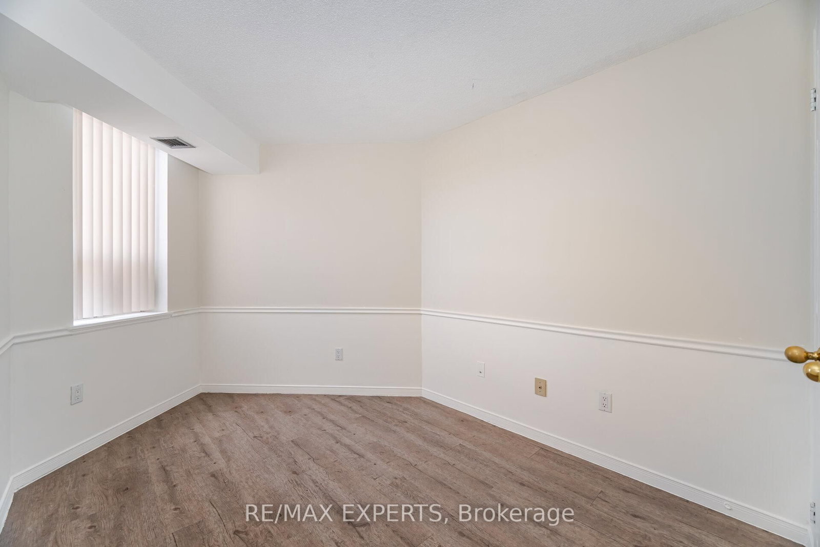 100 Arbors Lane, Unit 305 - Photo 29