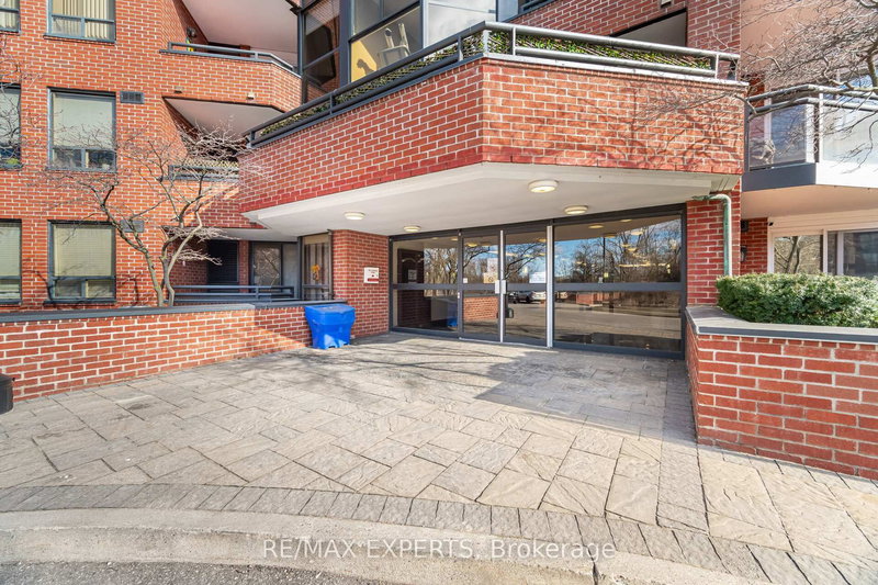 305 - 100 Arbors Lane, Vaughan, L4L 7G4 | Image 3