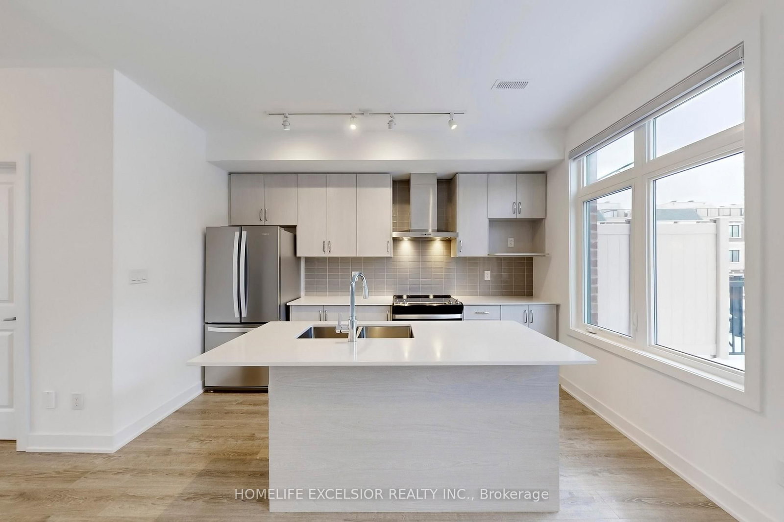 5456 Main Street - Photo 7