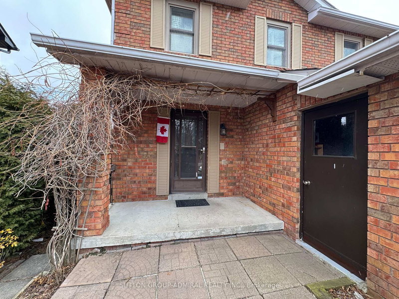 27 Dawson Cres, Aurora, L4G 4T7 | Image 2