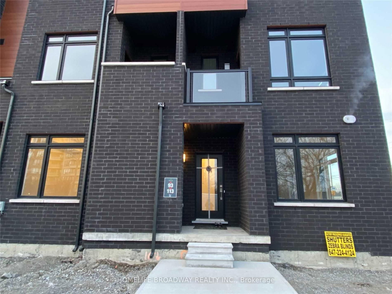 370 Red Maple Road, Unit 113 - Photo 2