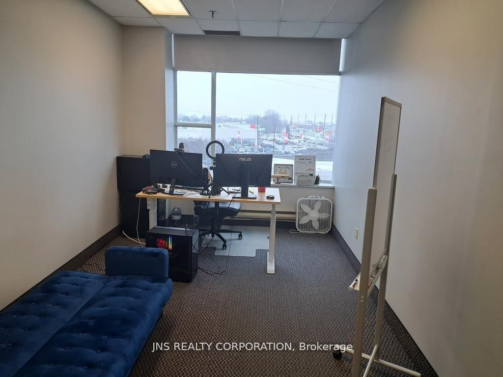 16775 Yonge Street, Unit 302 - Photo 3