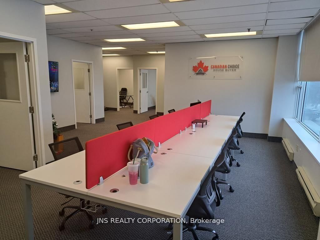 16775 Yonge Street, Unit 302 - Photo 7