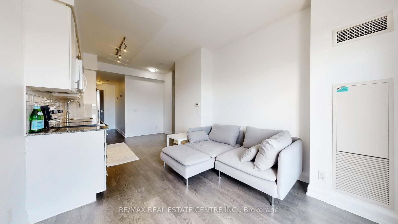 7900 Bathurst Street, Unit 228 - Photo 12