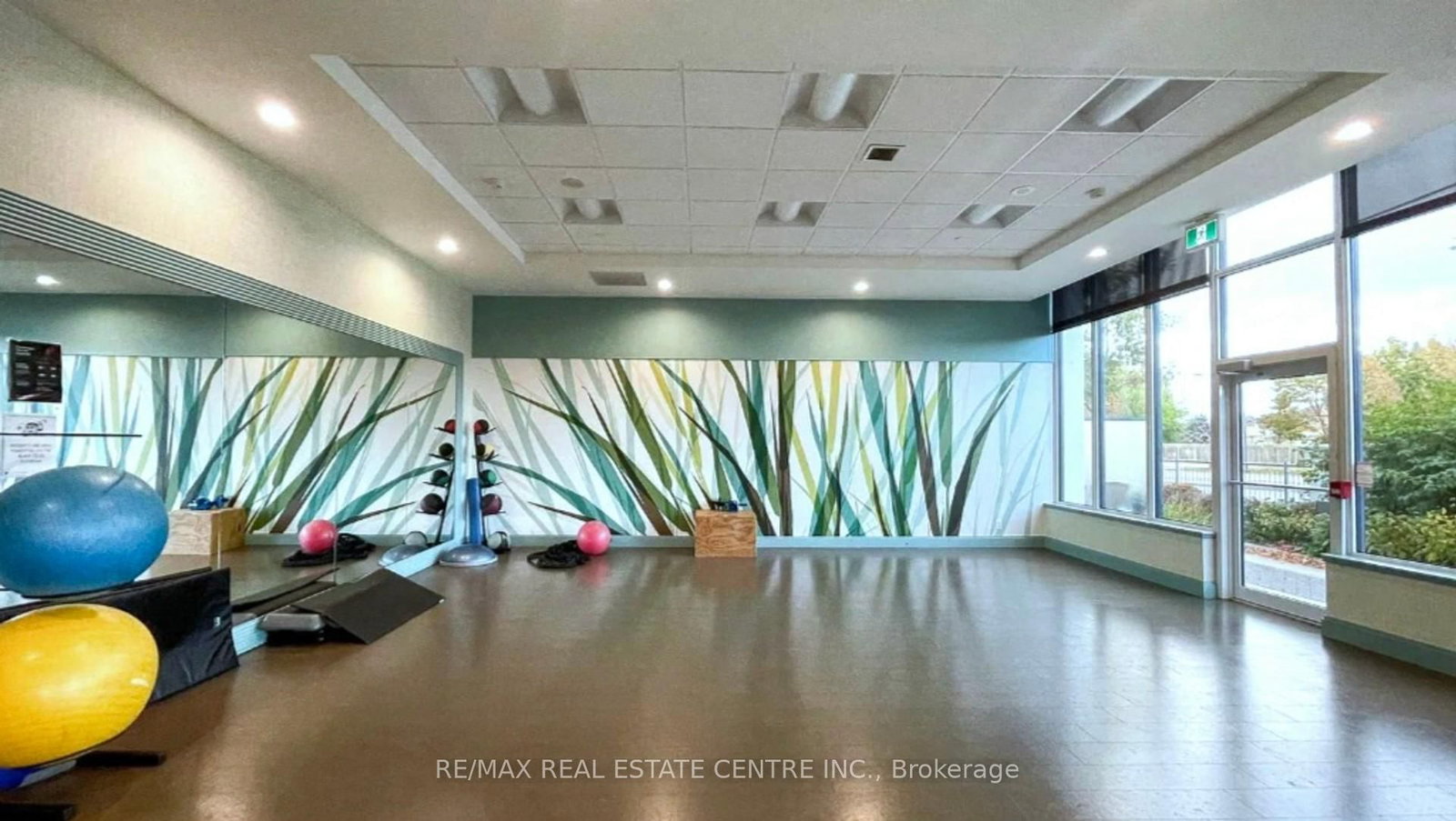 7900 Bathurst Street, Unit 228 - Photo 29