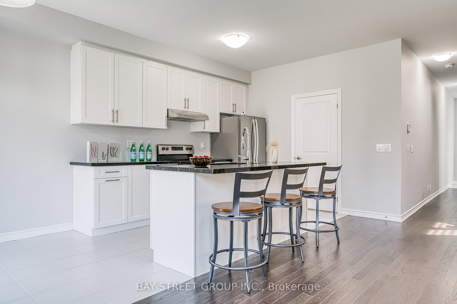 32 Jessica Antonella Street - Photo 8