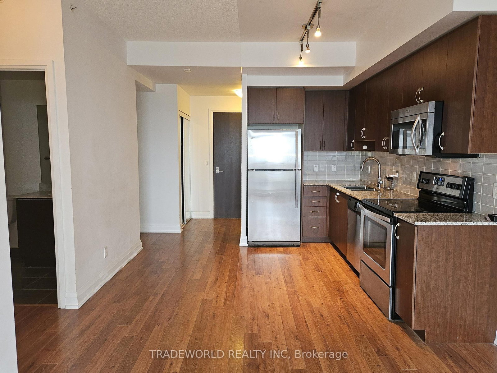 370 Highway 7 E, Unit 1009 - Photo 4