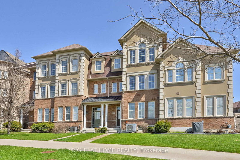 10681 Woodbine Ave, Markham, L6C 0H4 | Image 2